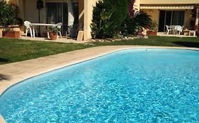 Villa C3 Arthur Rimbaub chambre d’hôte piscine proche mer
